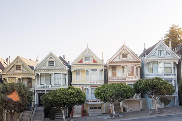 California is Not the Only State with Deeply Polarized Politics